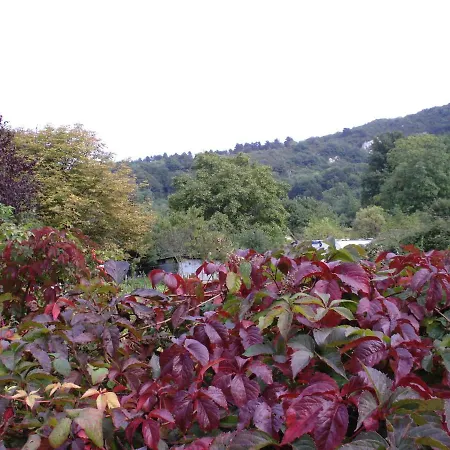 Bed & Breakfast 2 D'hotes Privees Louees Separement Avec Communs A Partager Beaufort (Jura)
