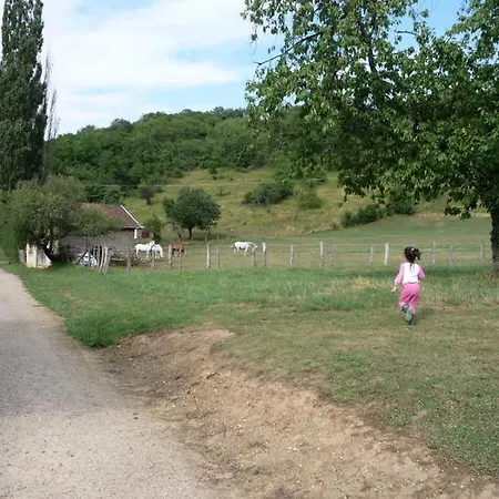 2 D'hotes Privees Louees Separement Avec Communs A Partager Bed & Breakfast Beaufort (Jura)